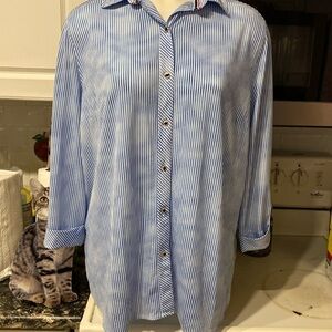U  Nygard blue stripe 3/4 roll sleeve button in front stretch reg  size top XL